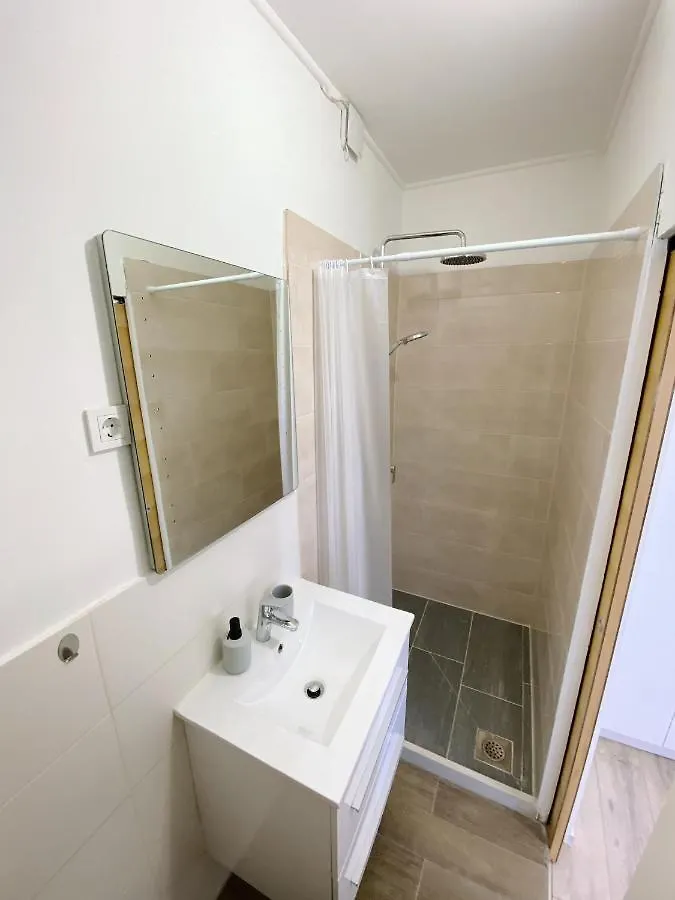 Apartmán New Stylish & Modern Studio Apart - With Sea View Pula